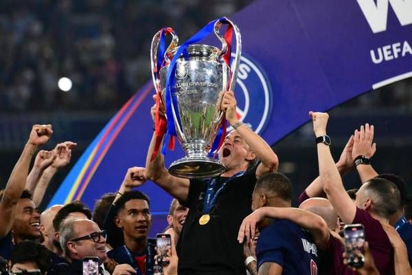 highres_footballuefachampionsleague_psg_premiazione_champion